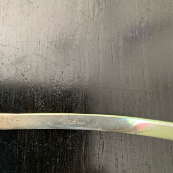 Silpada flat formed .925 sterling collar - Picture 3 of 5